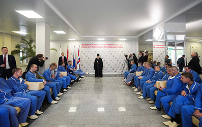 Святейший Патриарх Кирилл посетил ЦВК госпиталь