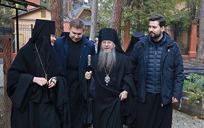 Епископ Солнечногорский Алексий на подворье Зачатьевского монастыря в Барвихе.