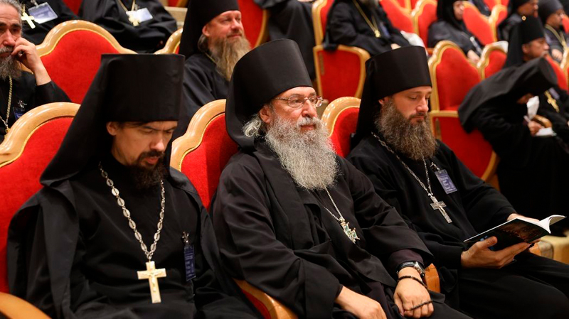 Собрание игуменов и игумений монастырей Русской Православной Церкви.