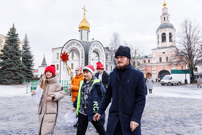 Участники клуба «Пилигримия» 12 января посетили наместника Данилова ставропигиального монастыря епископа Солнечногорского Алексия