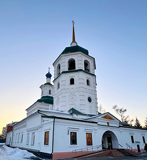 Собор Знаменского монастыря в Иркутске.