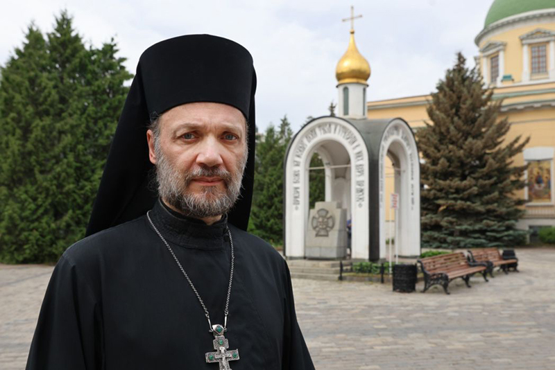 Иеромонах Андроник (Фалейчик), ризничий.