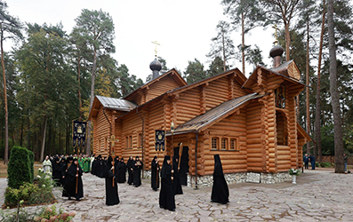 Престольный праздник храма в честь преподобного Силуана Афонского на подворье Зачатьевского монастыря в Барвихе.