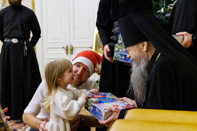 В подростковом клубе «Пилигримия» при Даниловом монастыре Москвы славили Богомладенца Христа