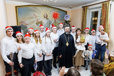 В подростковом клубе «Пилигримия» при Даниловом монастыре Москвы славили Богомладенца Христа