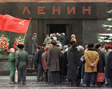 Аркадий Малер