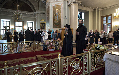 Сотрудники Данилова монастыря поздравили епископа Солнечногорского с 30-летним юбилеем настоятельских трудов.